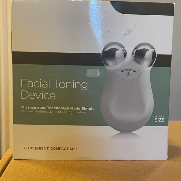 Facial Toning Device - Picture 4 of 5